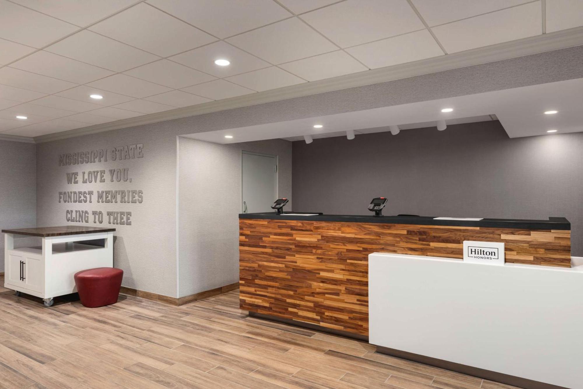 Hampton Inn Starkville Dış mekan fotoğraf