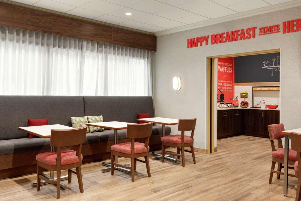 Hampton Inn Starkville Restoran fotoğraf