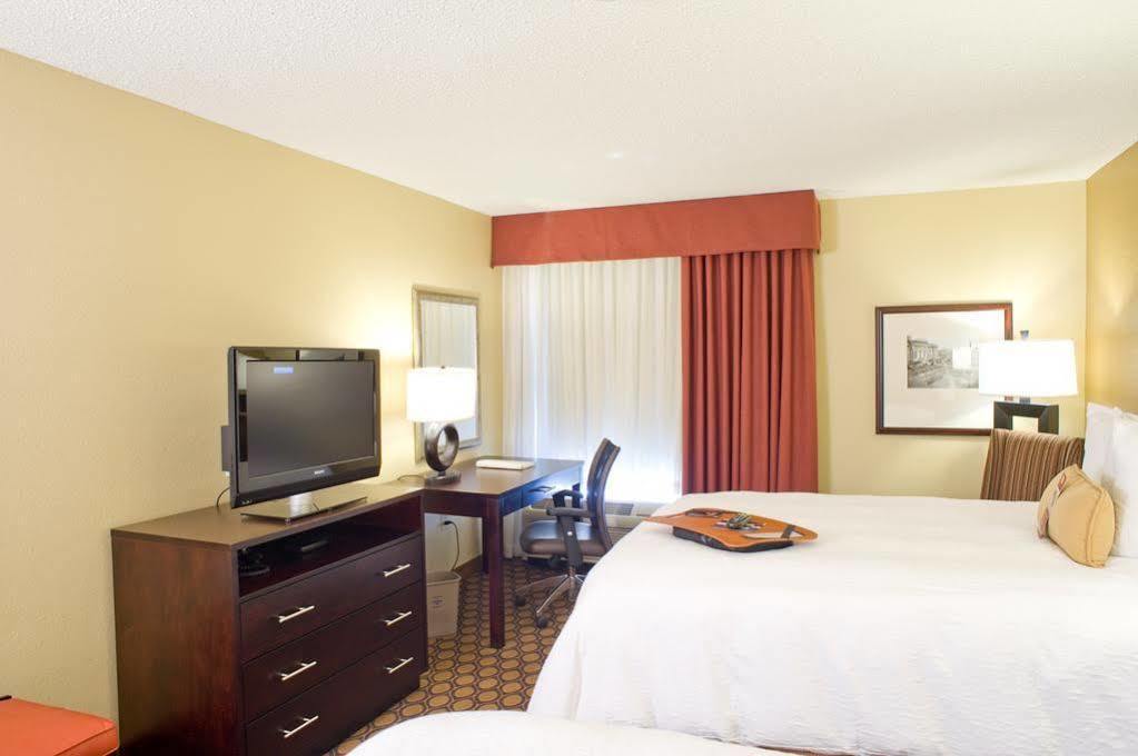 Hampton Inn Starkville Dış mekan fotoğraf